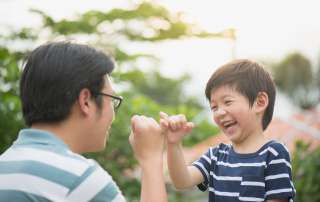 Image accompanying the article: 'Quick Tips on Child Support Agreements"