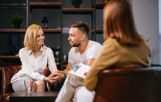Getting to ‘Yes’. Accompanying picture: a couple visits mediation