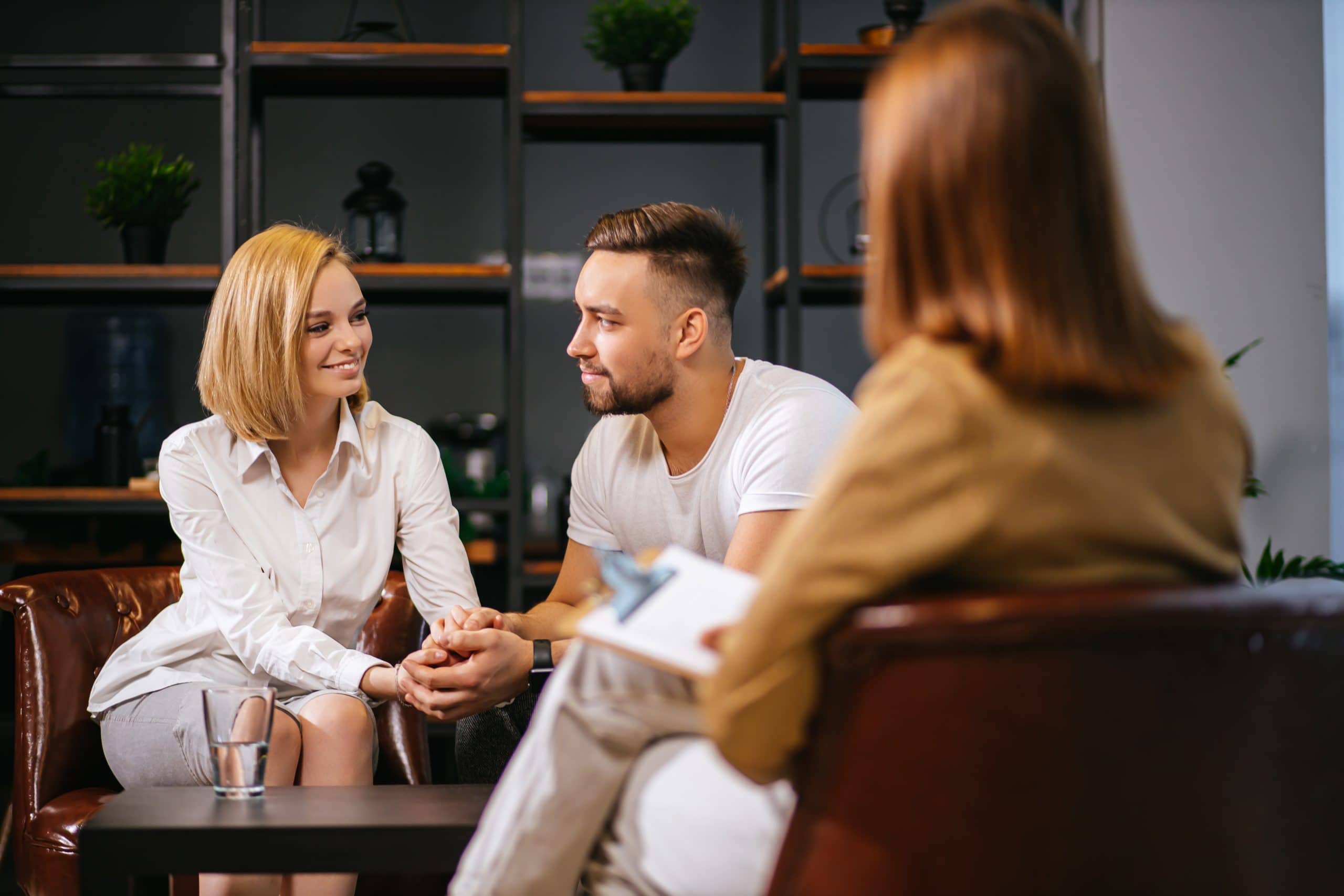 Getting to ‘Yes’. Accompanying picture: a couple visits mediation