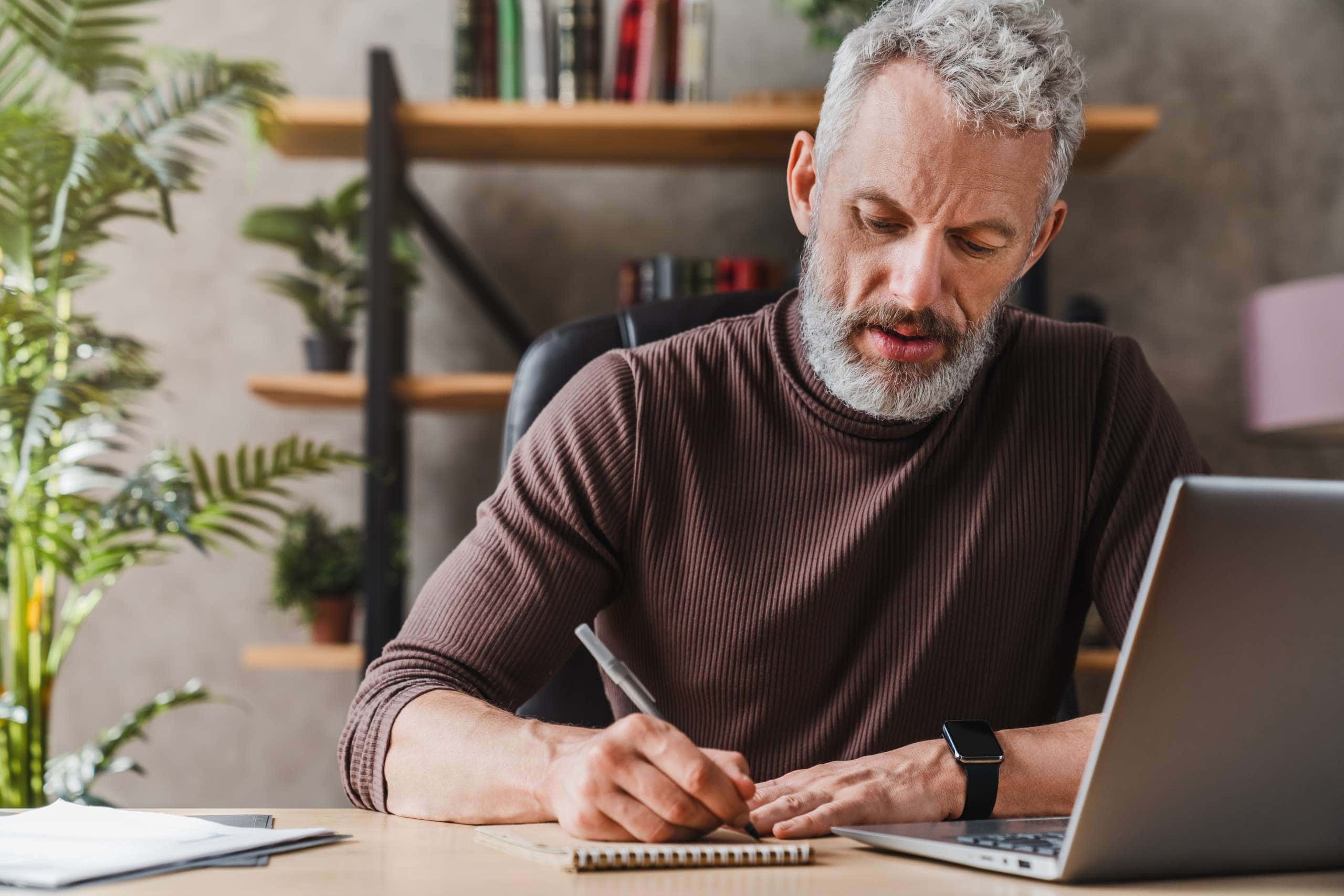 Image of a man, accompanying family law article "Quick tips - a guide to property settlement"